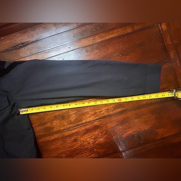 5.11 Tactical Men's Button/Zip Long Sleeve Shirt. - Picture 8 of 9